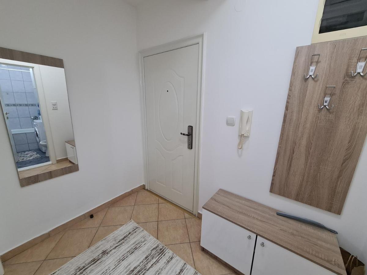 Apartman Central Биелина Екстериор снимка